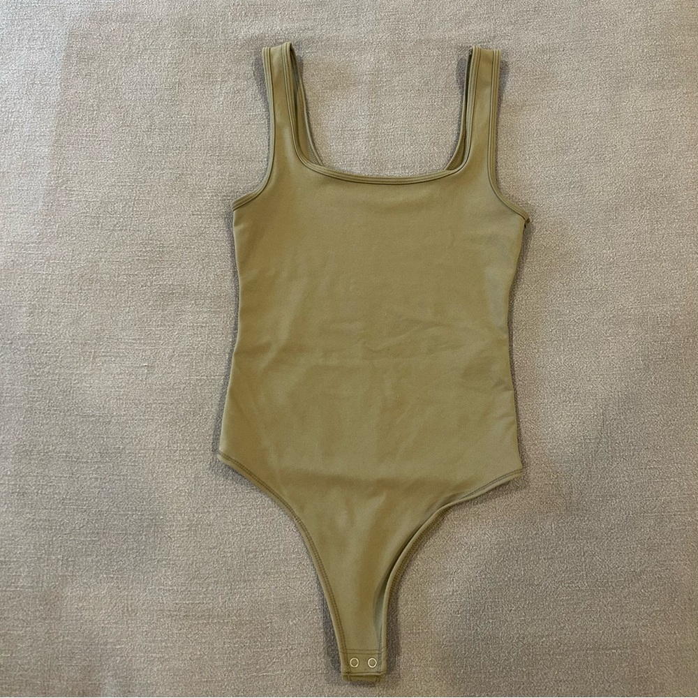 MOVING SALE Abercrombie & Fitch Soft AF Collection Tank Square neck bodysuit